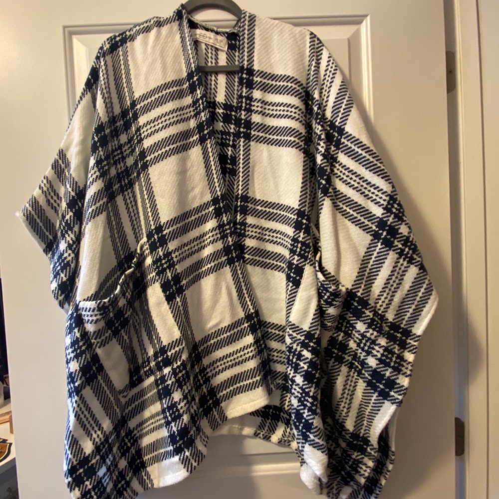 Cream and navy open Shaw / poncho